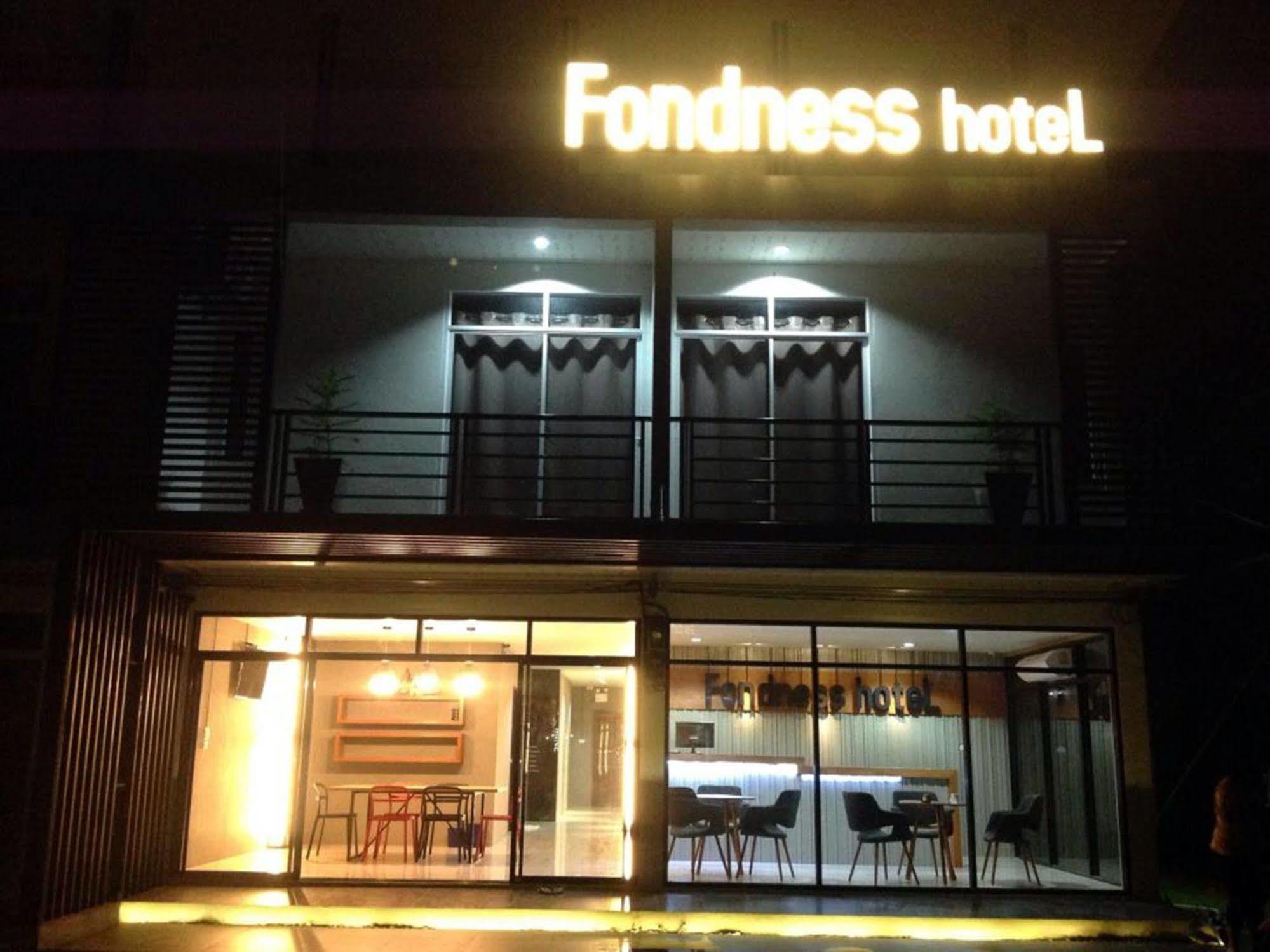 Fondness Hotel Takuapa Exterior photo